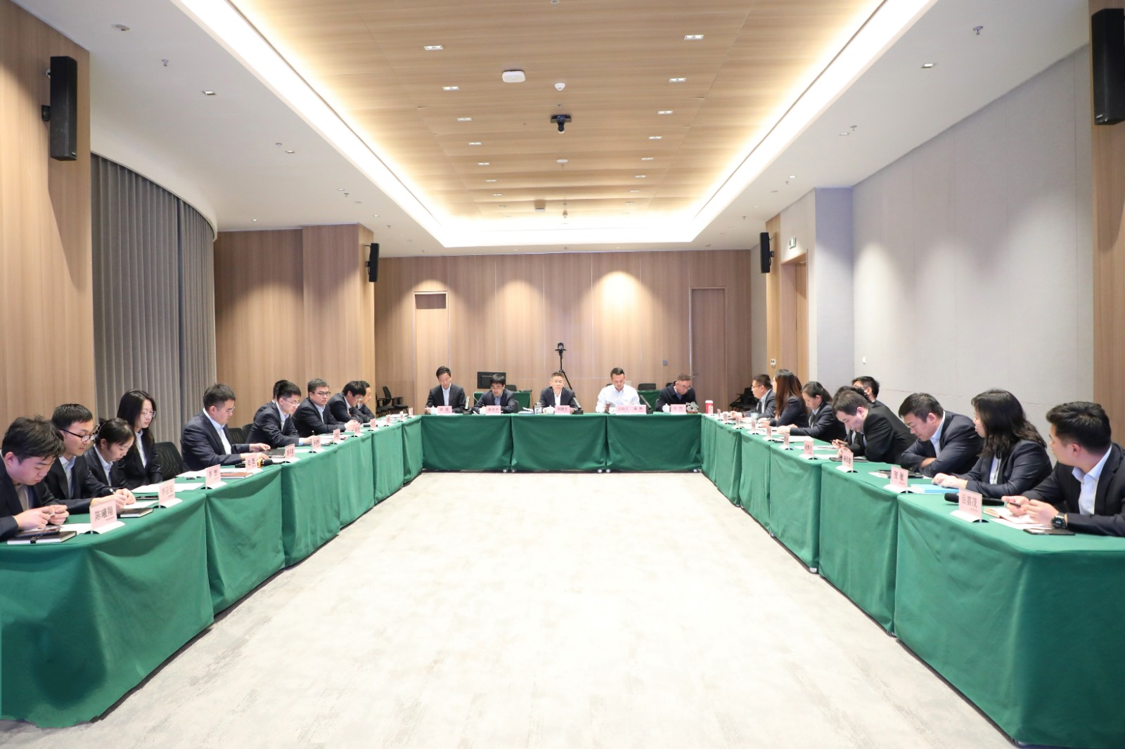 1763975716694.jpg 1763975716694.jpg